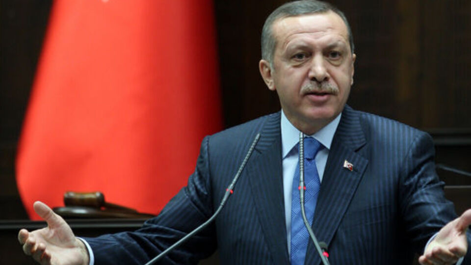 "Muhafazakâr demokrat bir partiyiz!"