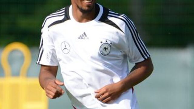Löw, Boateng’e kafayı taktı!