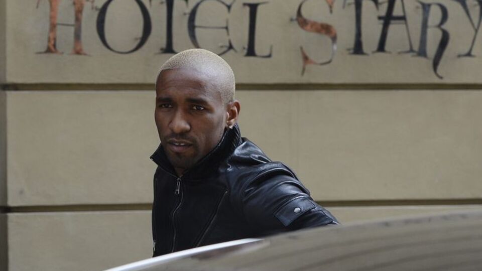 Defoe Polonya'ya geri döndü