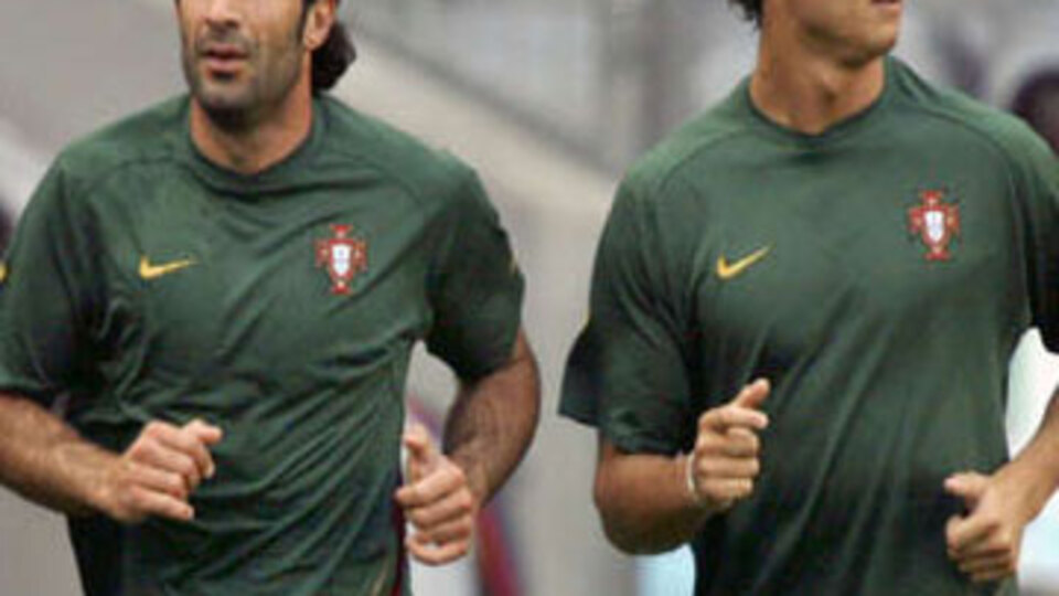 Figo'dan Ronaldo'ya destek!