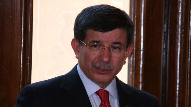 Davutoğlu'ndan önemli açıklamalar