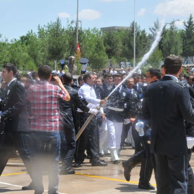 'En sulu' mezuniyet kutlaması