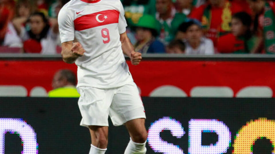 Bordo-mavililer tepkili!