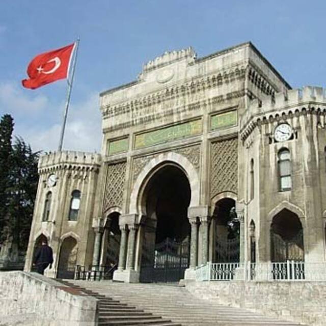 İstanbul Üniversitesi'nden Yeni Anayasa Raporu
