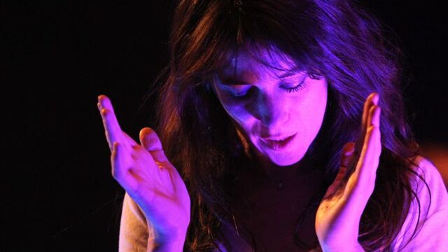 Charlotte Gainsbourg geliyor!