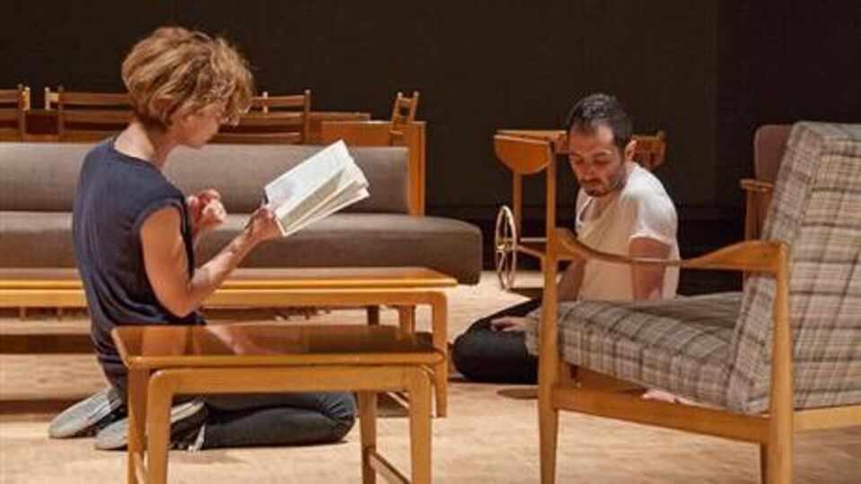 Zamanda yolculuk: SALT'ta Performatif Okuma