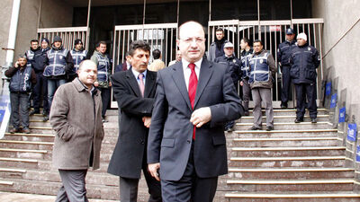 Cihaner davasında ara karar