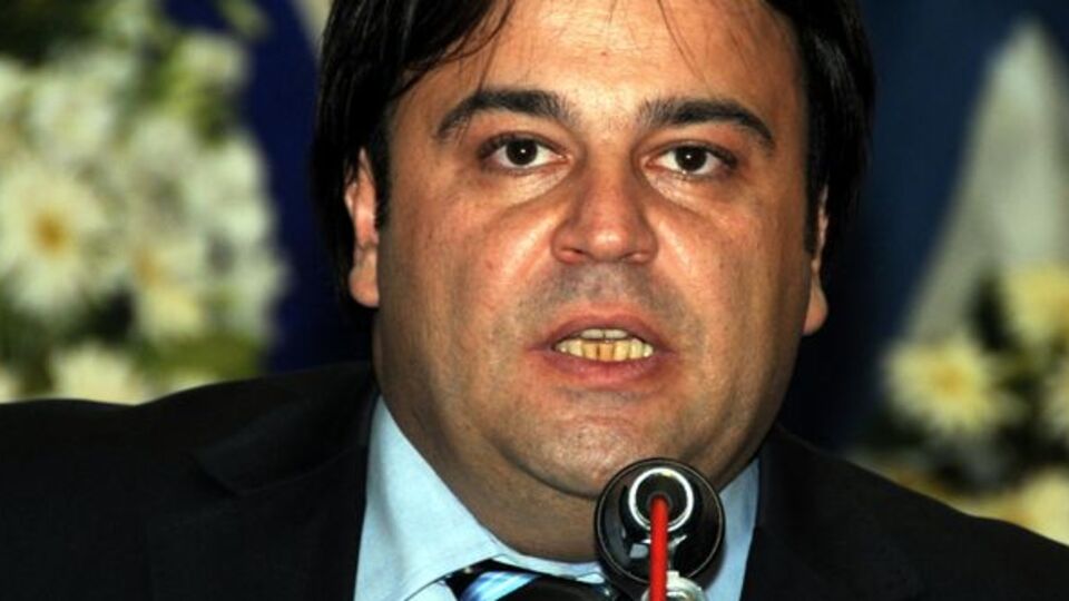 Ziya Eren güven tazeledi!