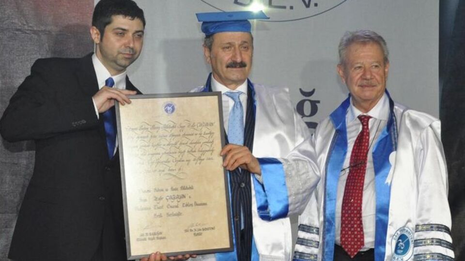 Çağlayan'a 'fahri doktora'