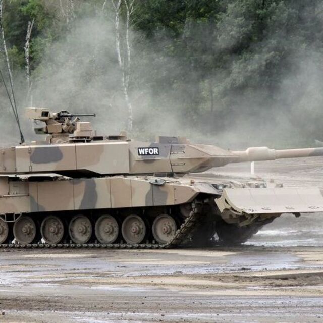 Suudiler'in tank aşkı