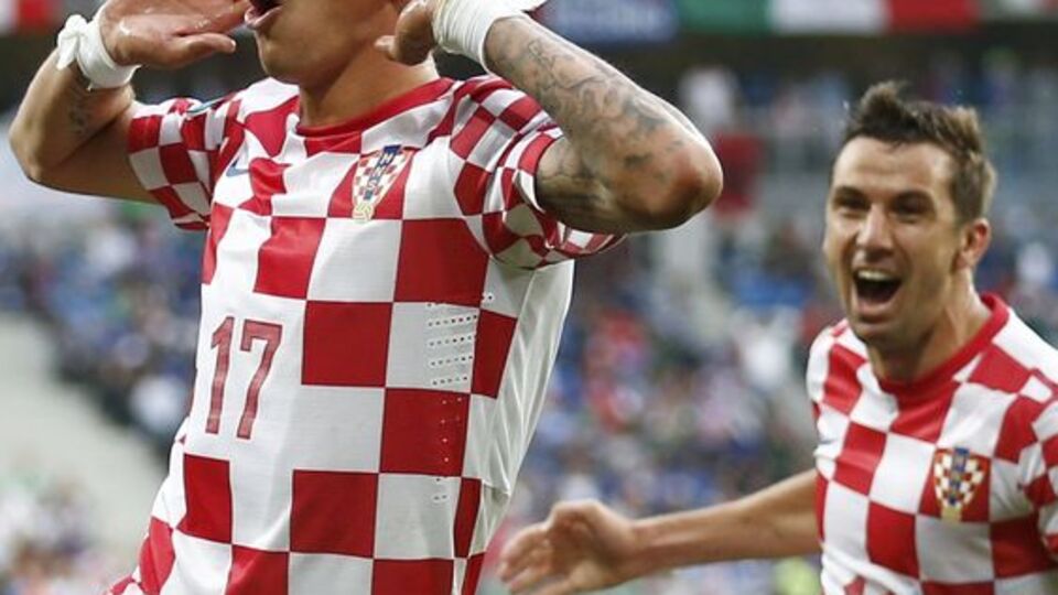 Devler onun için savaşıyor!