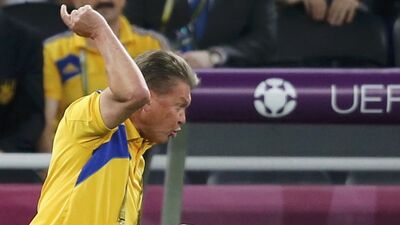 "Adamsan kalk, dışarı çıkalım"