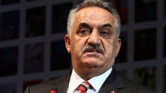 "Kanunlar kutsal metin değildir"