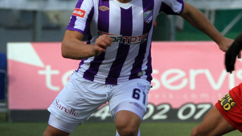 Paşa'da bir transfer daha!