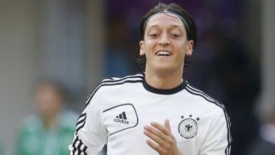 Mesut'a destek geldi!