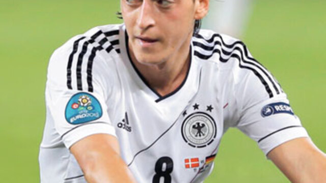 Hayal gücümü Türkler'den!..