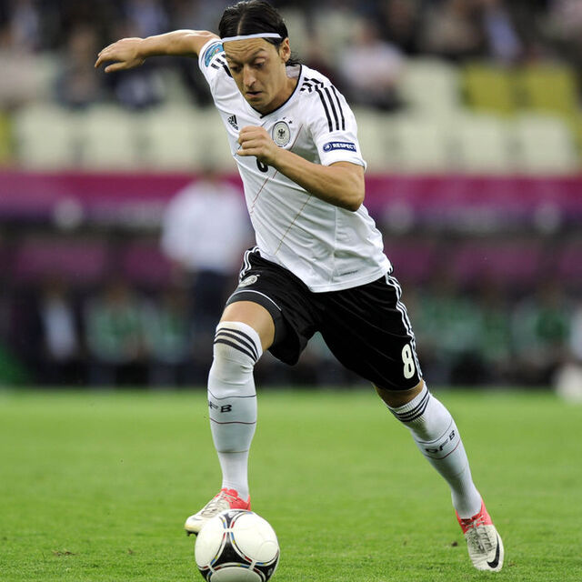 "Önceden ilan edilen dünya yıldızı"