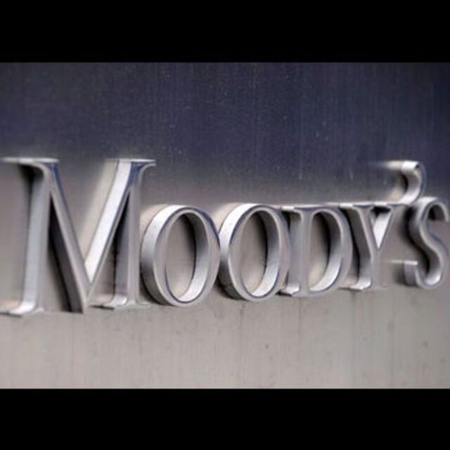 Moody's İspanya'yı 28 yerinden vurdu!