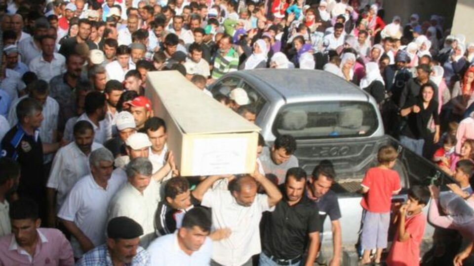 Ailesi şehide tören istemedi