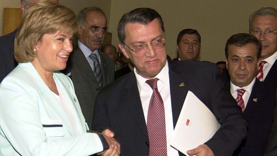 Darbe Komisyonu'ndan eski başbakanlara çağrı