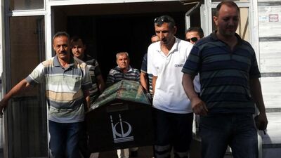 Sevgilisinin boğazından keserek öldürdü!