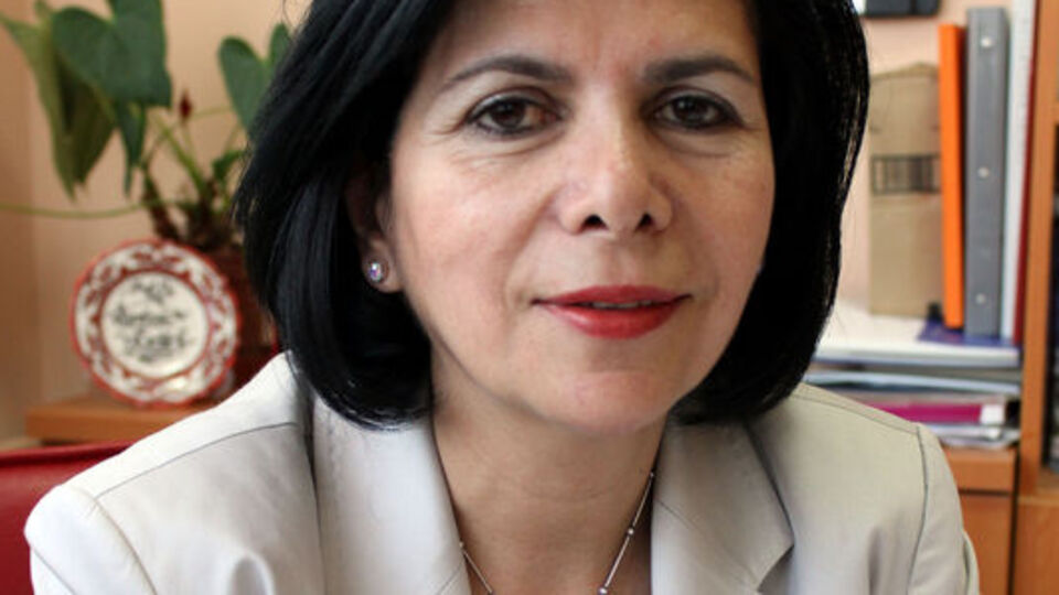 Sıcak havalarda aşırı çay ve kahve zararlı!