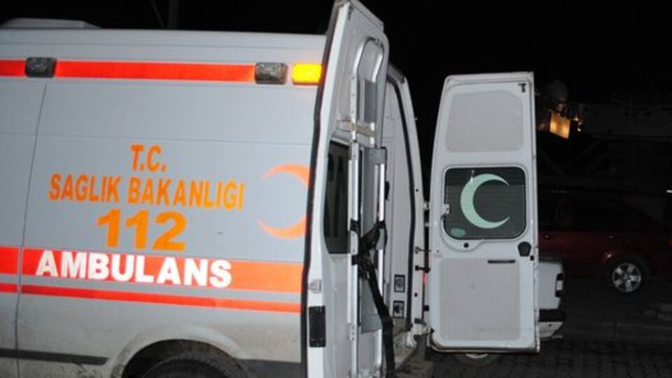 Ağrı'da inşaat çöktü: 3 yaralı