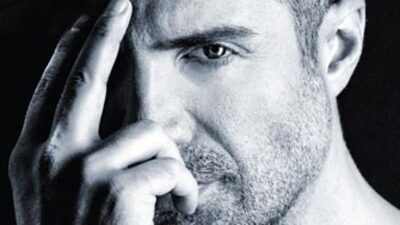 Özcan Deniz'den yılın şarkısı