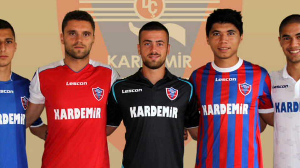 Karabükspor yeni formalarını tanıttı