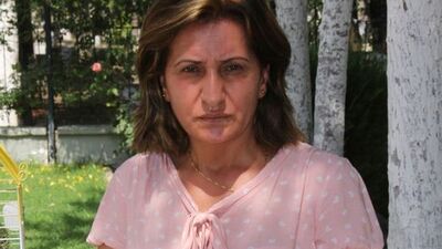 Şehitin doğum gününü mezarlıkta kutladı