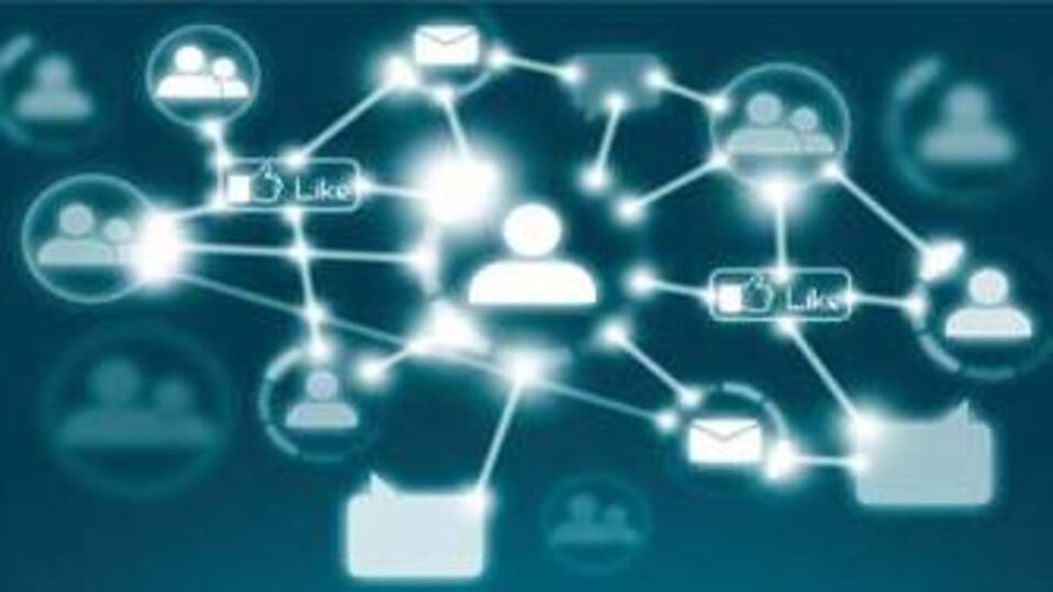 Facebook ve Twitter davranış bozukluğu yapıyor mu?
