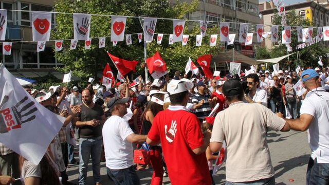 Emekli astsubaylar 'Pes' dedi
