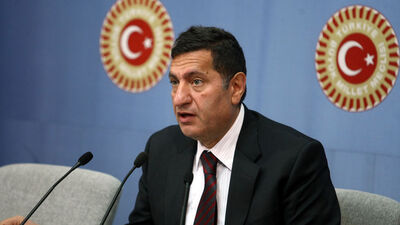 Eski vekil hem anne hem evlat acısı yaşadı