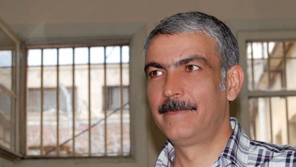 Tutuklu vekil nakil işlemine tepkili