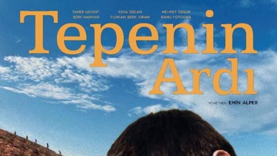 Tepenin Ardı ödüllere doymuyor!