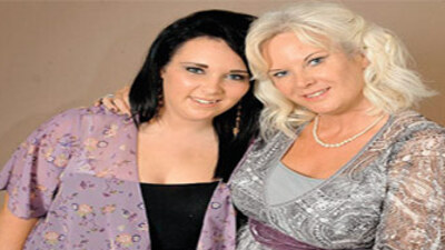 Anneye bak: Kızım eskort olabilir