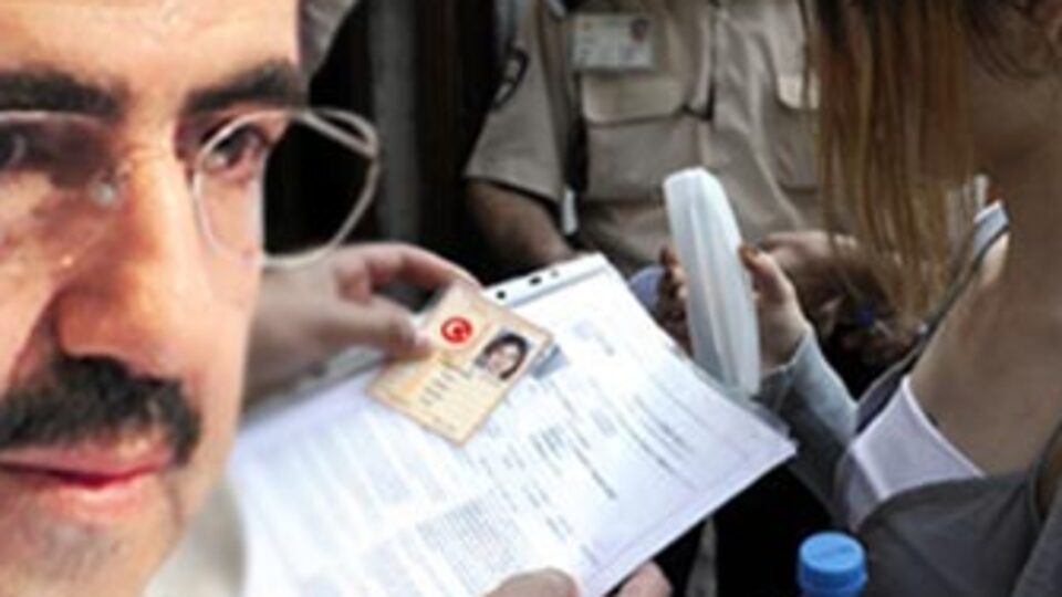 Yüz binlerce öğrenci şaşkın