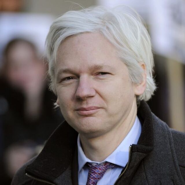 Assange'a 'efsanevi' destek