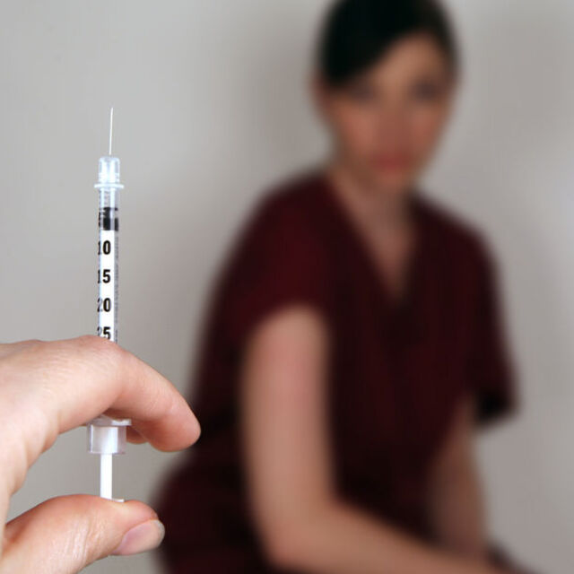 "Türkiye'de en az 3 milyon hepatit B'li var"