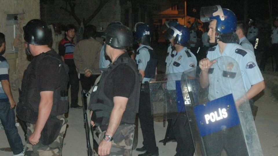 "Laf atma" tartışması mahalle savaşına döndü