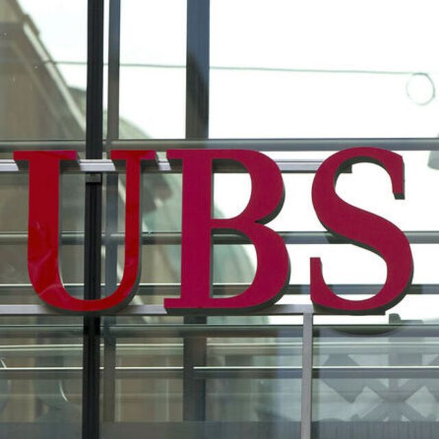 Facebook, UBS'nin kârının yarısını yedi