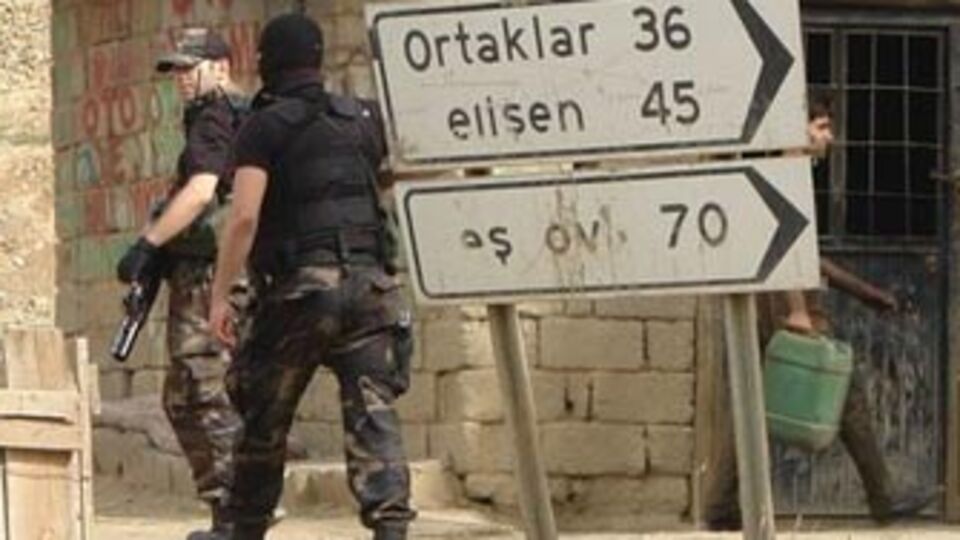 Şemdinli'de neler oluyor? İşte yanıtı...