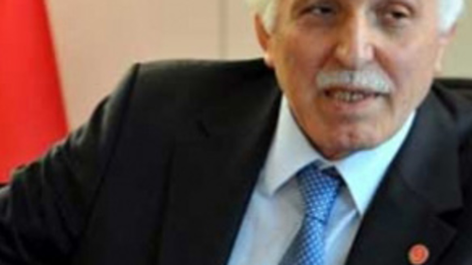 "Numan Bey Milli Görüşçü değil"