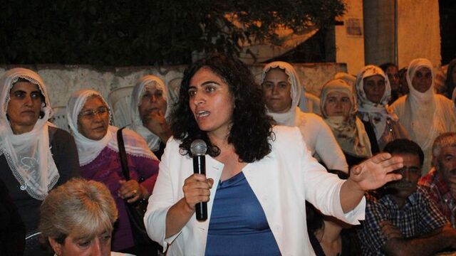 "Barışın yolu Diyarbakır'dan geçer"
