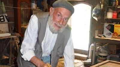 50 yıldır uyumuyor ama...