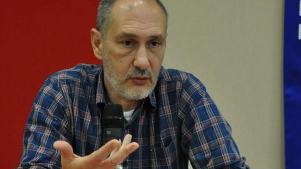 "Türkiye'de müslümanların çok putu var"