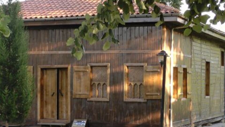688 yıllık caminin gizemi!