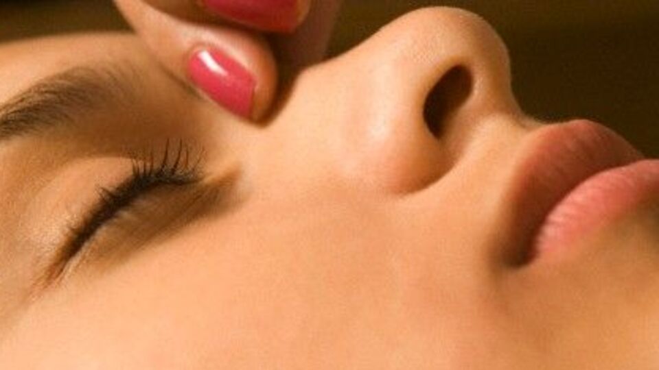 Dikkat! Üst dişlerde ağrı sinüzit belirtisi olabilir