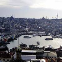 Mescit üzerine ahır inşa etmişler!