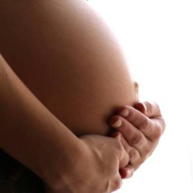 O bebek neşter yüzünden ölmemiş